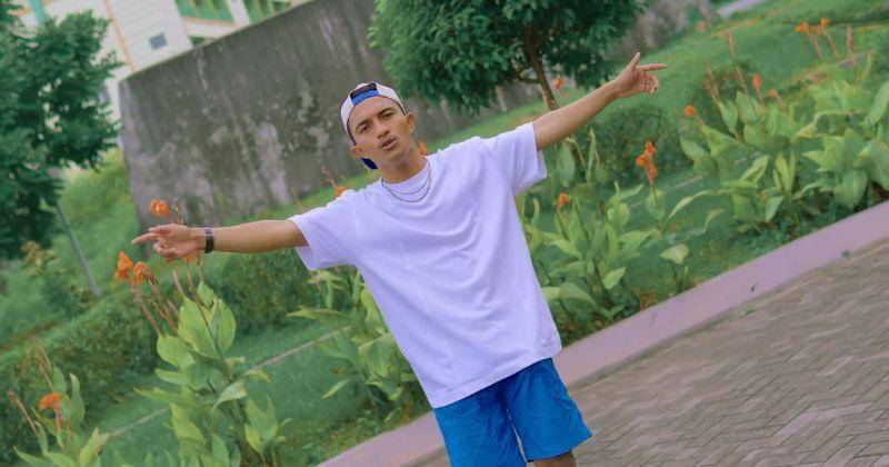 Youtube.com/FARIS ADAM